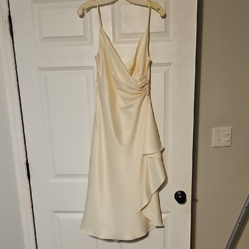 Off-white Cocktail Dress